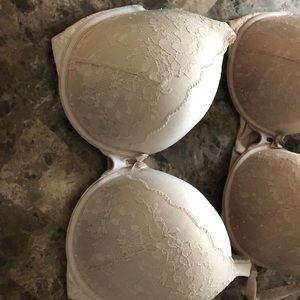 Victoria Secret Bra 40dd